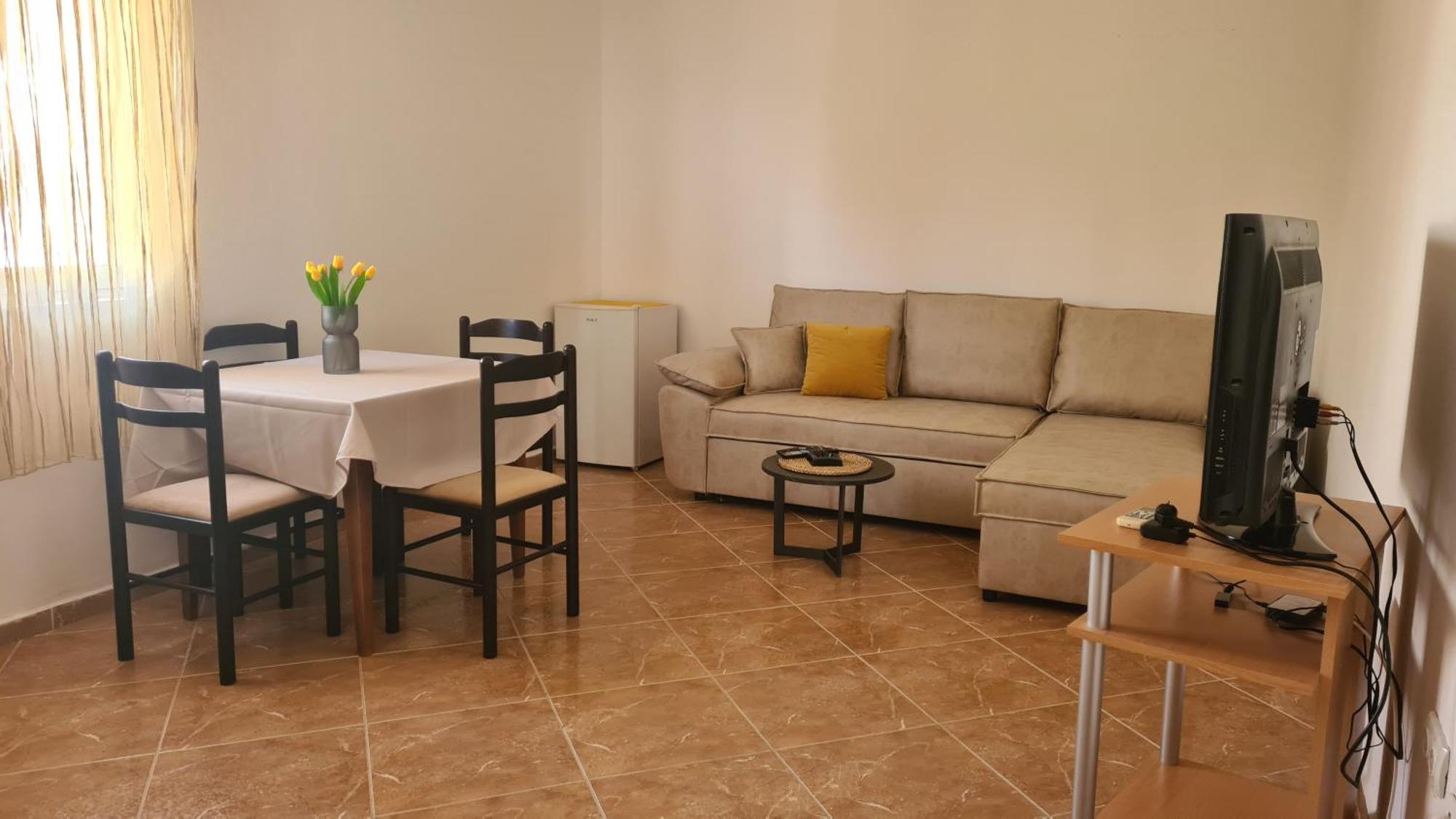Apartments Mare Ulcinj Exterior photo